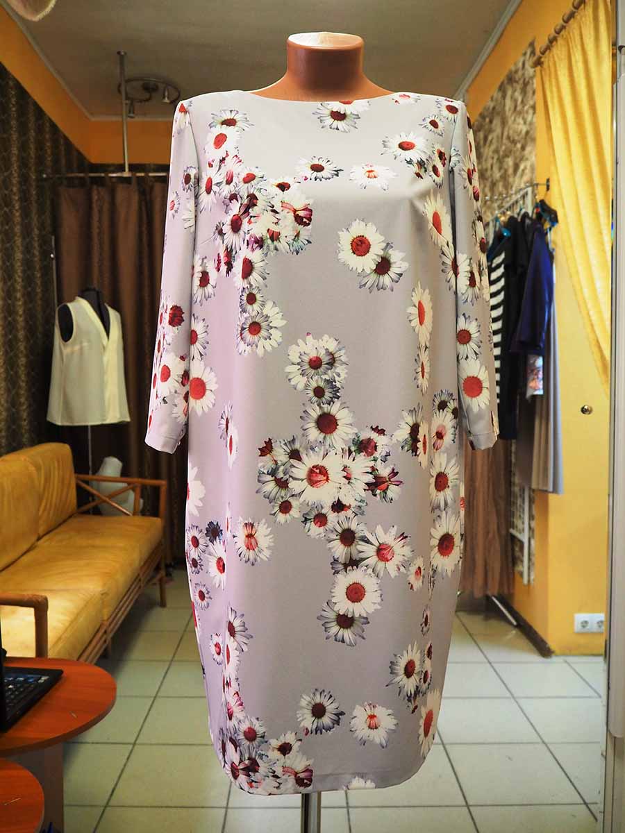 Шелковое платье на подкладке с цветочным рисунком 