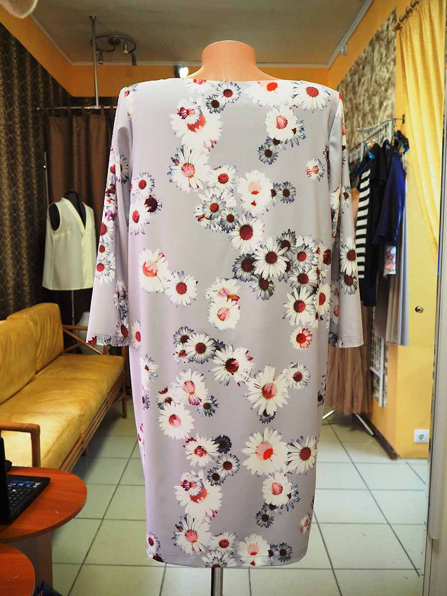 Шелковое платье на подкладке с цветочным рисунком 